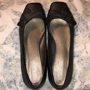 Kenneth Cole Reaction flats